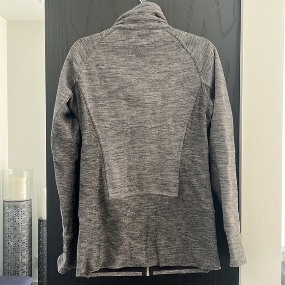 Lululemon Funnel Neck Charcoal Grey Zip Up Sweatshirt - Picture 3 of 5